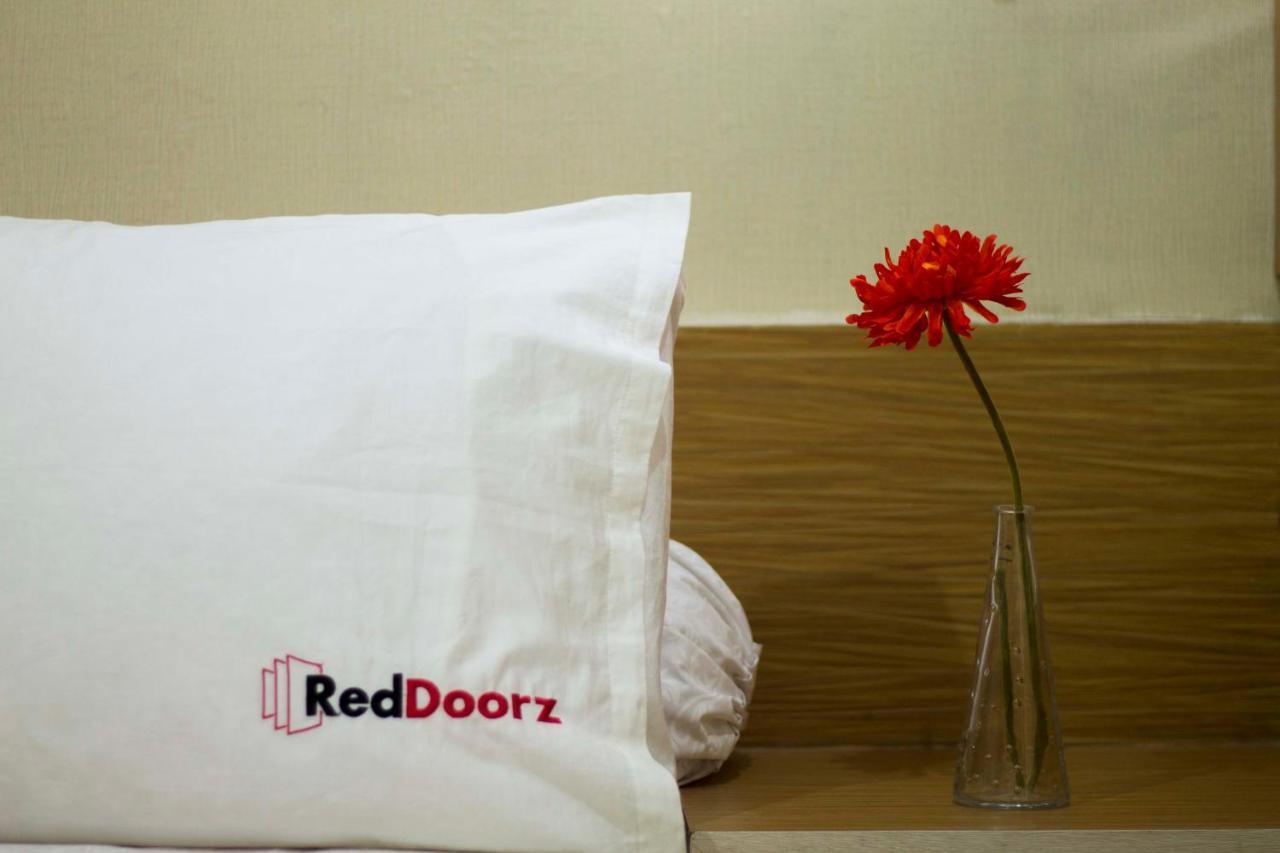 Reddoorz Plus Near Stie Ykpn Maguwo Room photo